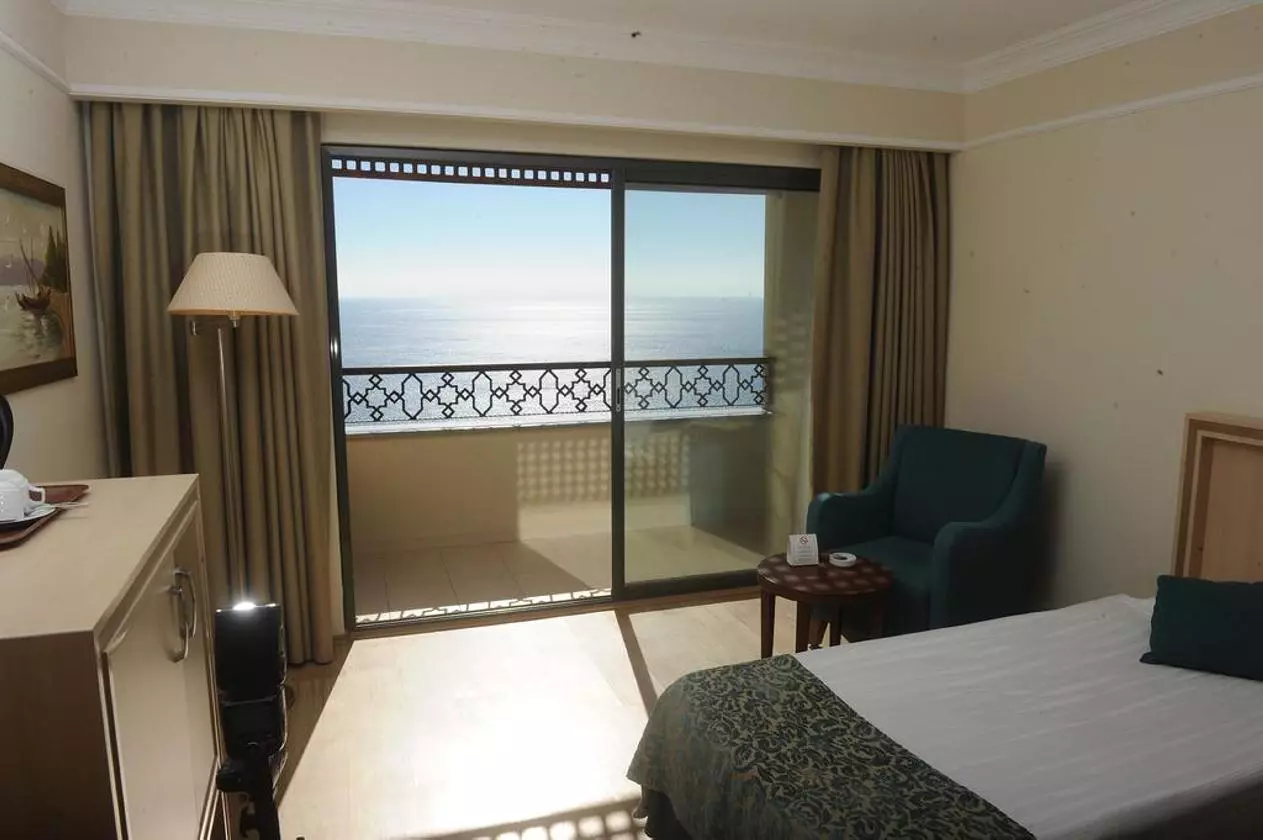 UTOPIA_SHABAVIZ (26).jpg